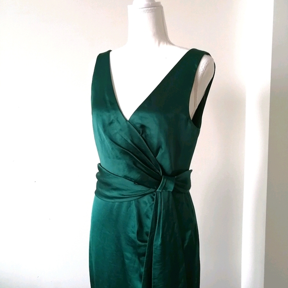 Forever New Dress - Picture 2 of 11